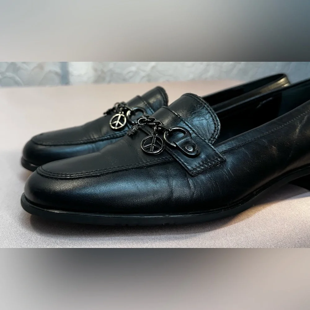 Franco Sarto- Women’s Black Leather Peace & Love Chain Loafers (7.5) - Picture 10 of 14